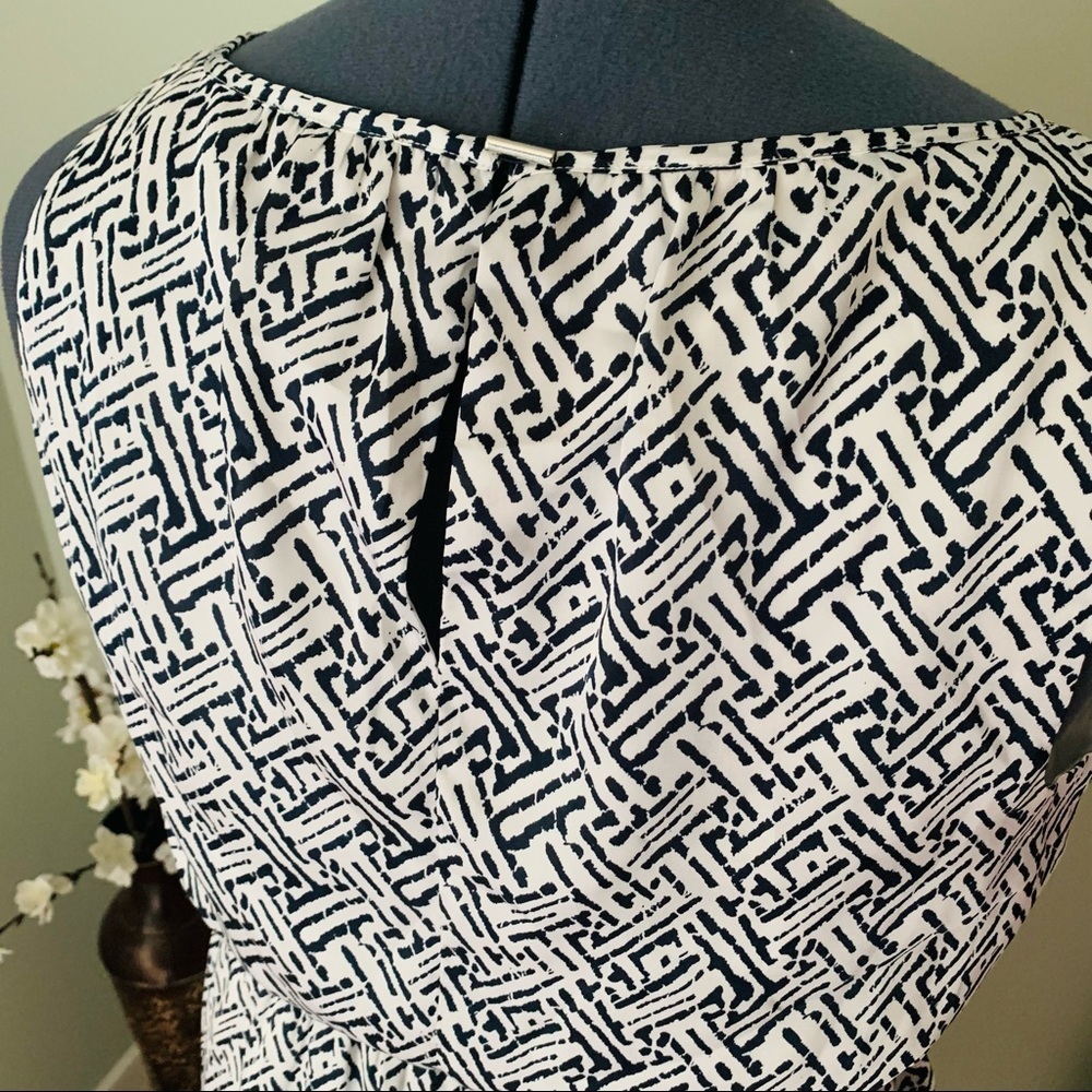 The Limited Printed Sleeveless Dress NWT Size L - Picture 3 of 5